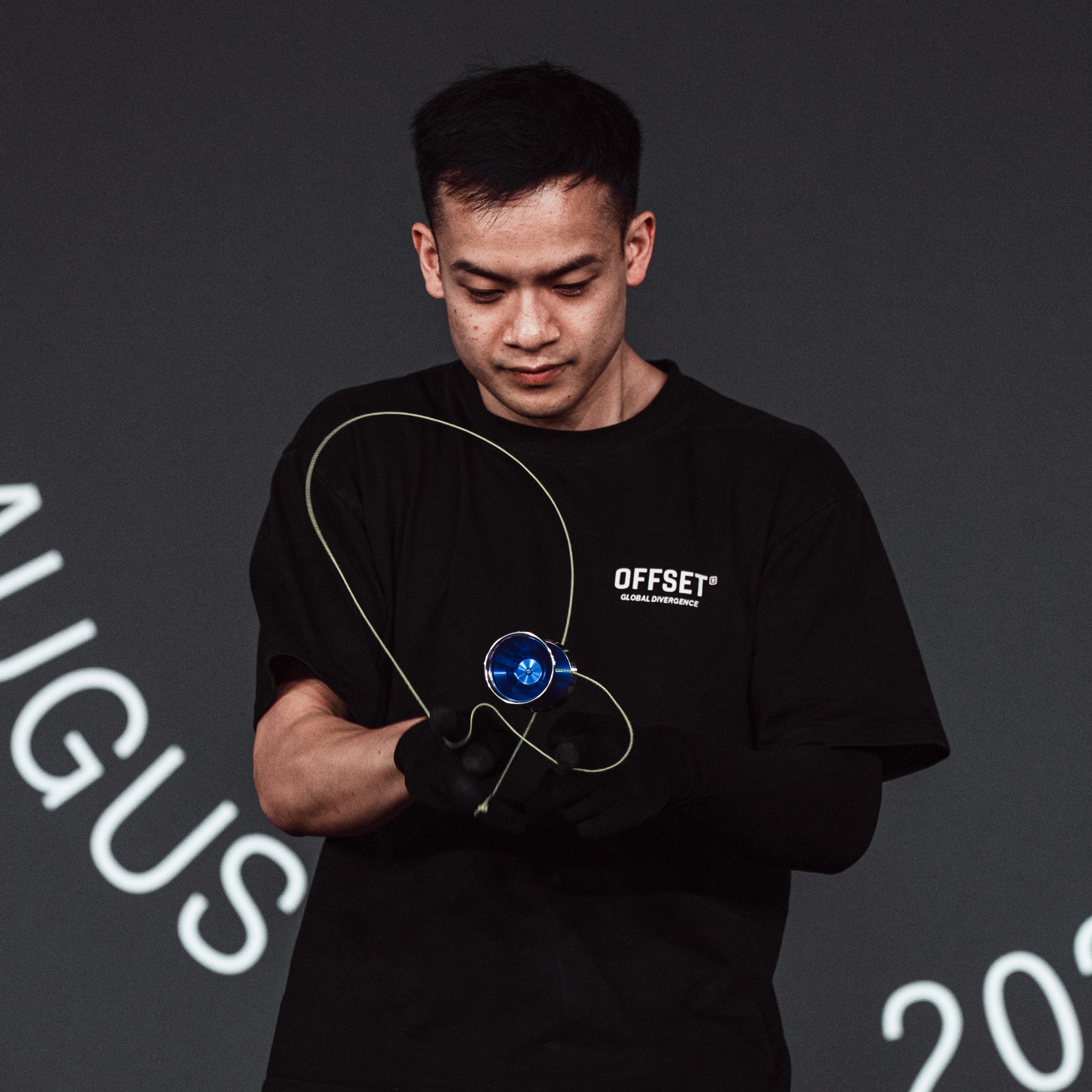 OUTLIER 6